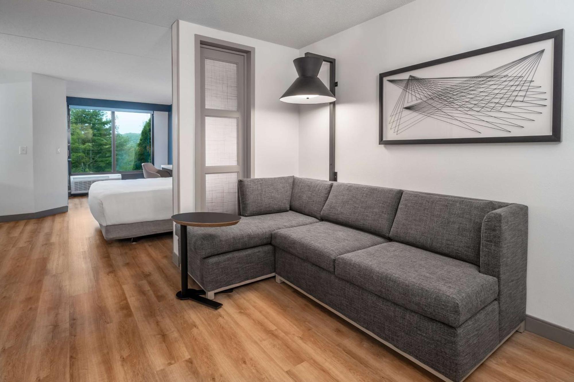 Hyatt Place Mystic Bagian luar foto