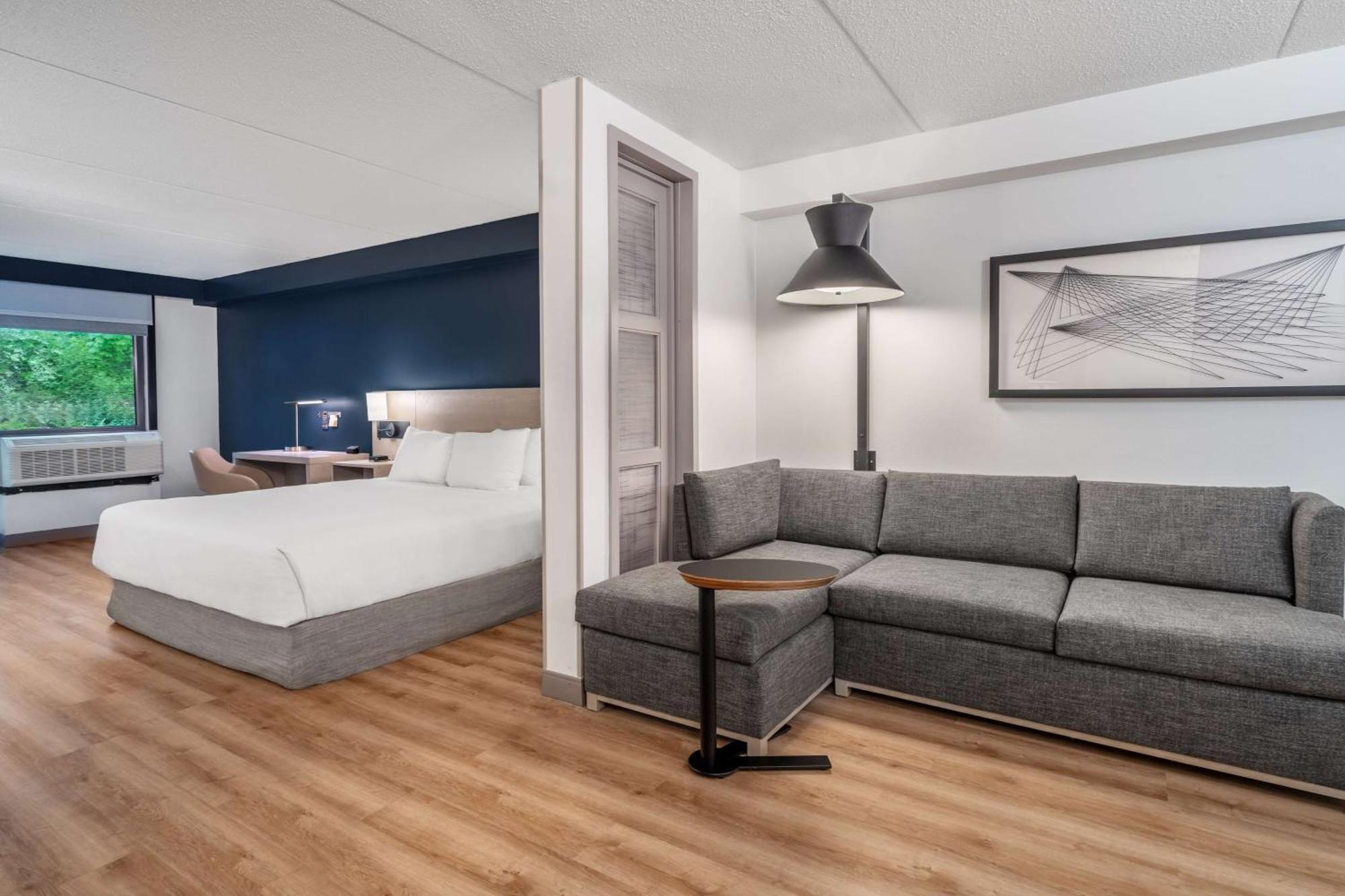 Hyatt Place Mystic Bagian luar foto