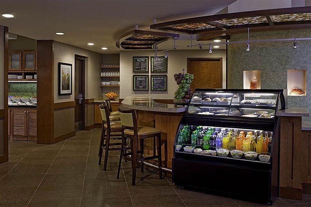 Hyatt Place Mystic Restoran foto